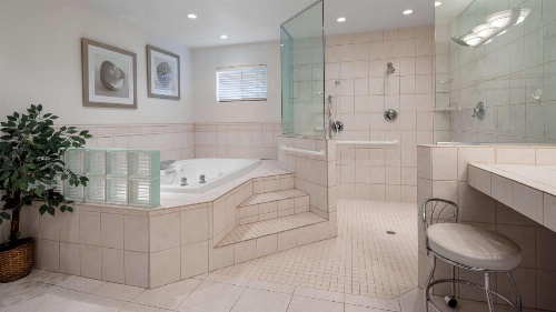 Best Western Plus Humboldt Bay Inn image 6